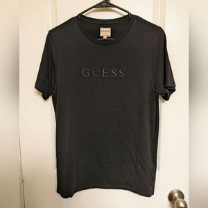Guess T-shirt